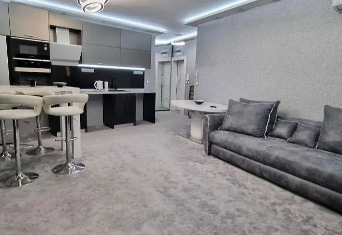 Paradise Delux In Del Sol Apartmán